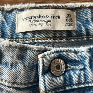 Hardly worn Abercrombie & Fitch women’s jeans. Acid wash